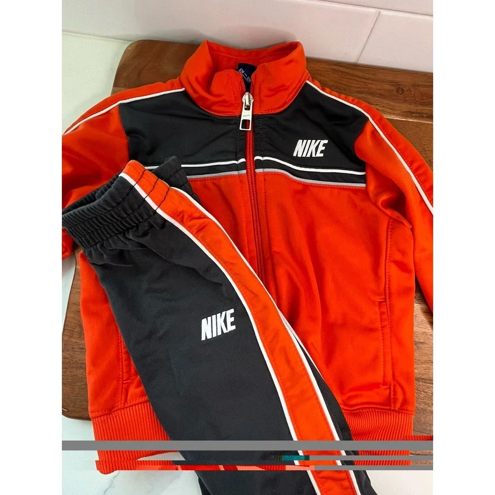 Nike Toddler Track Suit 2-Piece Set Orange Gray Size 12 Months Jacket Pants - Picture 2 of 8